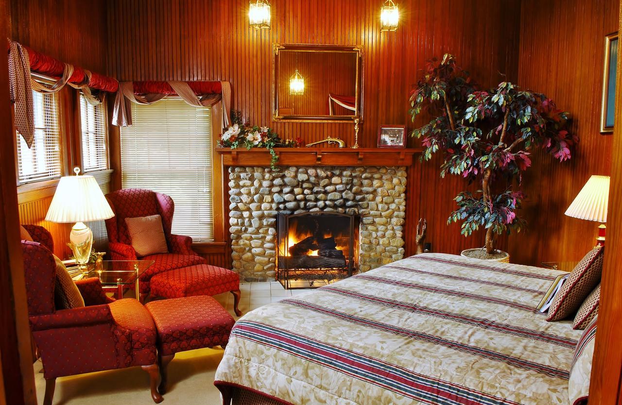 Arbor Hill Inn La Porte Εξωτερικό φωτογραφία