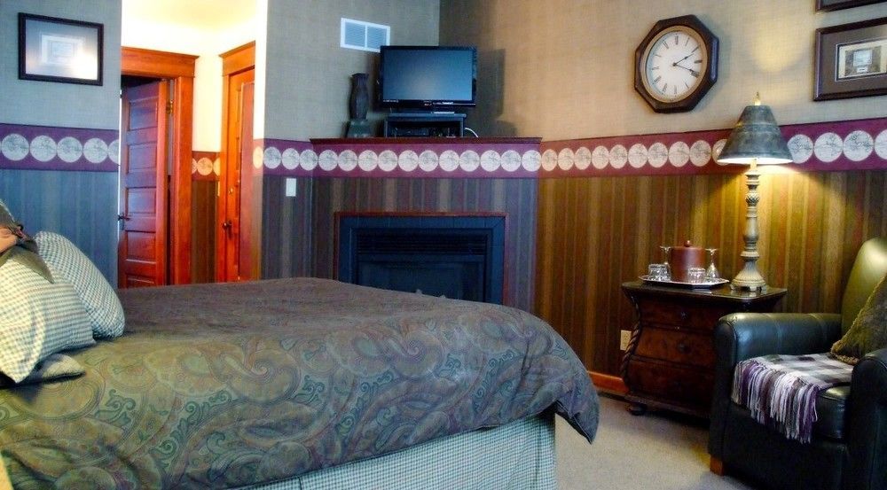 Arbor Hill Inn La Porte Εξωτερικό φωτογραφία
