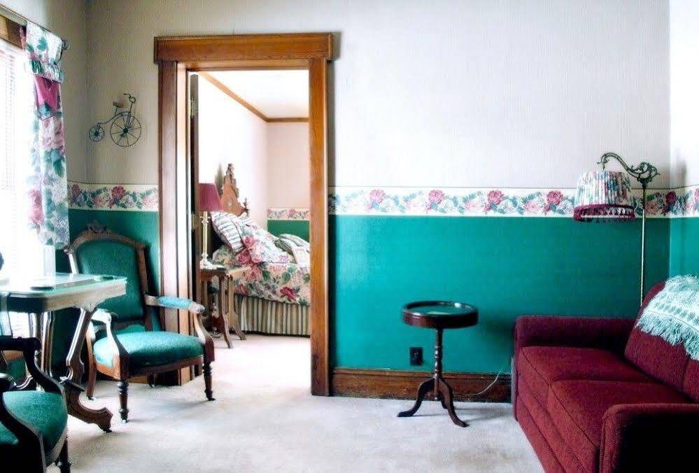 Arbor Hill Inn La Porte Εξωτερικό φωτογραφία